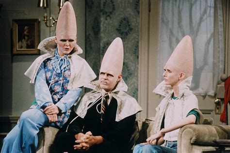 How Coneheads Went From Pothead Sketch To Snl Classic Extension 13