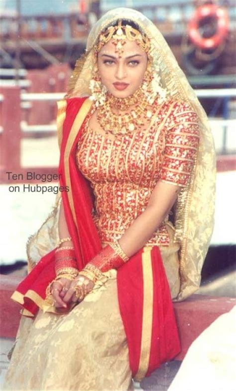 Aishwarya Rai In Wedding Dress Shadi Pictures