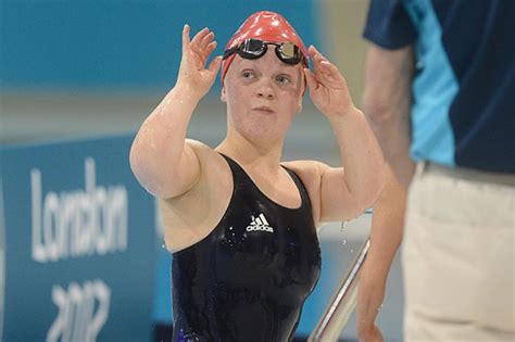 London 2012 Paralympics Ellie Simmonds Doesnt See Herself As Disabled Says Father After She