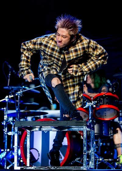 #one ok rock #tomoya #tomoya kanki #taka #takahiro moriuchi #ooor #oor #ryota kohama #ryota #toru yamashita #toru. Takahiro "Taka" Moriuchi of One Ok Rock | Pollstar