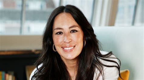 Joanna Gaines Shares Photo From Hospital After Microdiscectomy