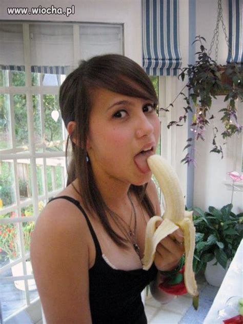 Young amateur teenager shows no limits. Małolaty ... - wiocha.pl absurd 703177