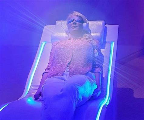 Purewave Vemi Vibroacoustic Electro Magnetic And Infrared All In One Therapy Bed