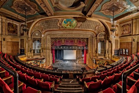 The Paramounthippodrome Theatre History Of The Paramount Flickr