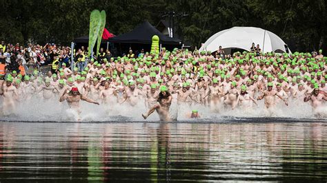 Mass Naked Swim Breaks Skinny Dipping World Record Photos Rt Viral