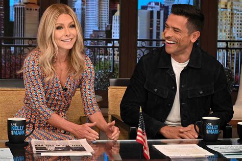 Inside Kelly Ripa And Mark Consueloss Morning Routine As Live Co Hosts