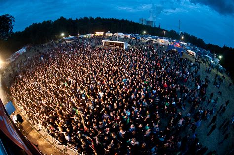 Festivals 2021 ist bereits ausverkauft, weswegen keine ticketübertragung von splash! Lingener LAUTFEUER Festival 2021 fällt aus - Ems Vechte Welle