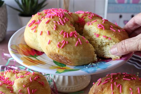 Every family has their own special traditions and their own special recipes. Italian Easter Bread Recipe: Easy & Delicious