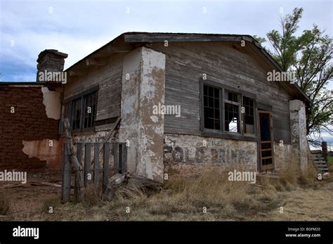 Abandoned Restaurant In Newkirk New Mexico On Historic Route 66 Stock