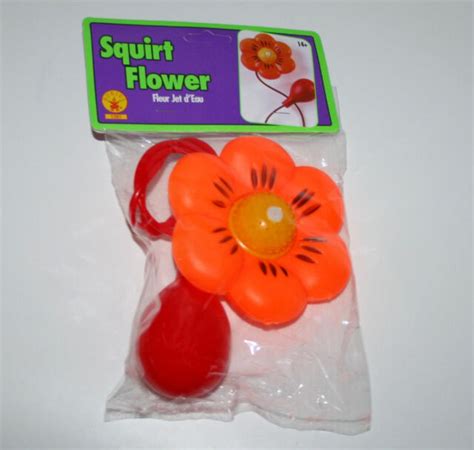 Squirt Flower Comedy Circus Clown Joke Gag Toy Prop Costume Water Funny