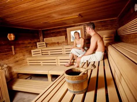 Sauna Bathing What Are The Advantages And Health Benefits Healthtian