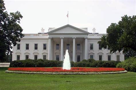 Desde 2018, china ha superado a estados unidos como el mayor socio comercial de américa latina, si se quita a méxico de los cálculos una casa blanca demócrata de biden probablemente le daría una mayor prioridad a américa latina, dijeron analistas y ex asesores, aunque hará malabarismos. Wahington D.C. - Capital de Estados Unidos