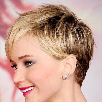 Pictures of short hairstyles for gray hair [ short layers with a lift are easy to achieve. Chris McMillan's Top 7 Short Haircuts | Allure
