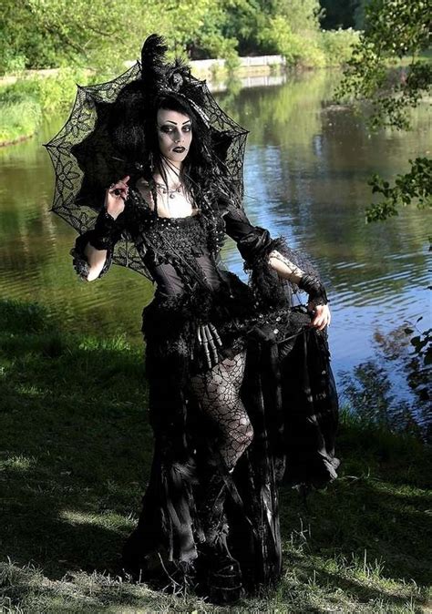 20 Of The Best Witch Halloween Costume Ideas Flawssy