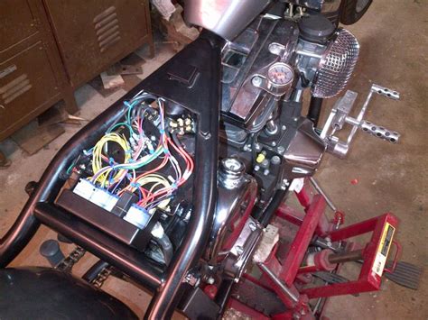 There are many different ways to wire your bike, but for since this is just a basic system to get the bike running, i've left out things like turn signals, horn, and indicator lights. Basic motorcycle wiring - Pirate4x4.Com : 4x4 and Off-Road Forum