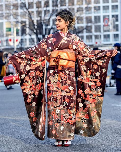 Harajuku Japan On Instagram Traditional Japanese Furisode Kimono On
