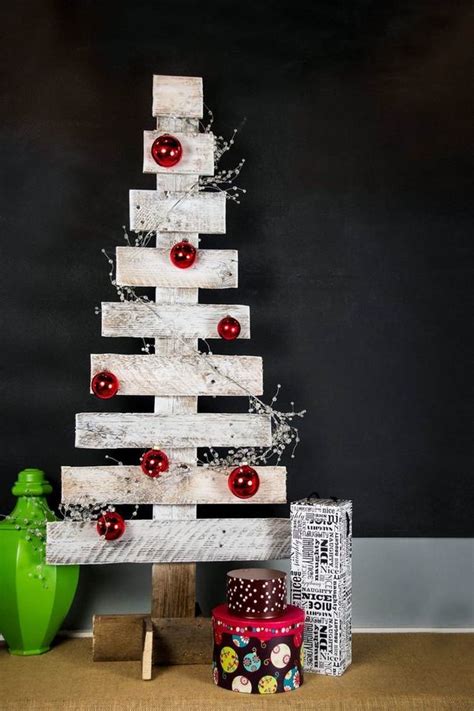 Find here online price details of companies selling decoration net. 45 Creative Christmas crafts ideas - decorating with ...