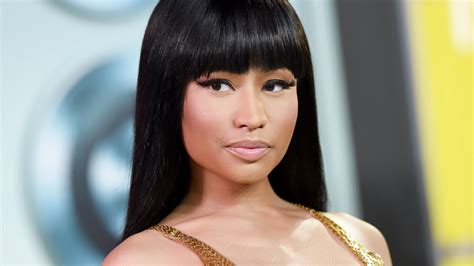 You Need To See Nicki Minajs Insanely Long Hair Stylecaster