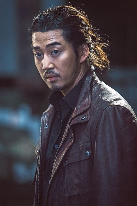 11일 연예계 대표 공식 커플 윤계상·이하늬의 결별설이 흘러나왔다. 최신 개봉작인 "범죄도시"에서 윤계상 역할의 모티브가 된 ...