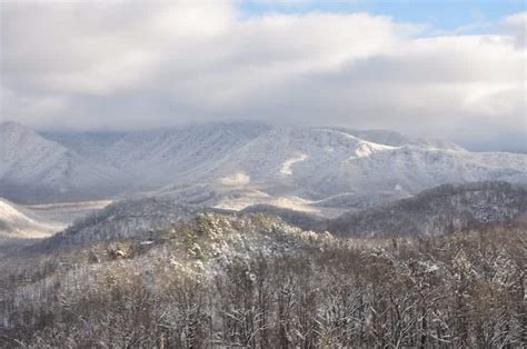 The 5 Best Things About Winter In The Smoky Mountains