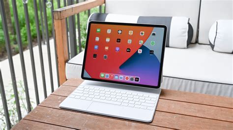 Ipad Pro 2021 129 Inch Review Laptop Mag