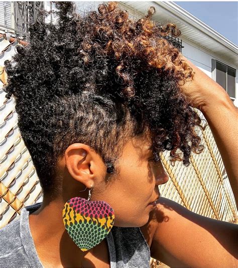 Pin By So🐬 On Look Hair In 2020 Tapered Natural Hair Curly Hair