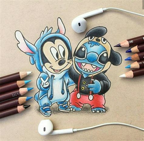 Pin Di Arual97dnnb Su Disnney Arte Disney Disney Stitch Disney Schizzi