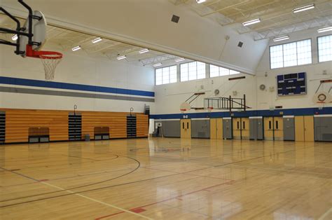 The Gymnasium At Dimmitt Middle School Indoor Gym Indoor Portable