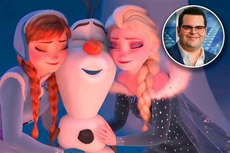 Josh Gad Talks Emotional Olaf S Frozen Adventure And The Holiday Earworms In Store