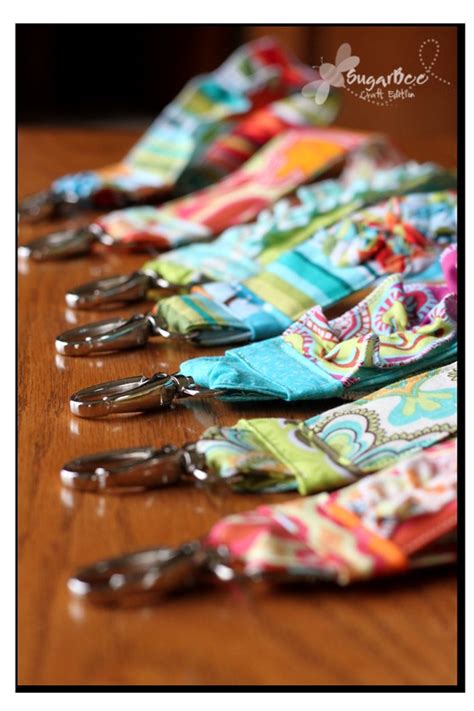25 Colorful Scrap Fabric Projects To T