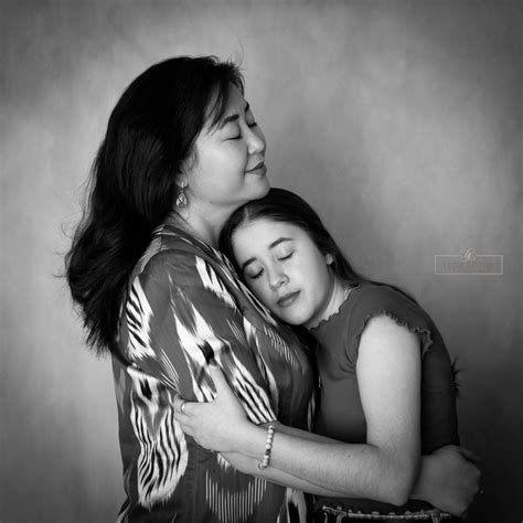 pin on mother and daughter photoshoot