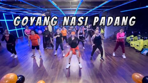 Goyang Nasi Padang Choreo Gly Zumba Dance Senam Youtube