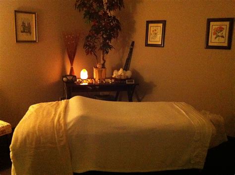 Relaxing Massage Room So Peaceful Massage Therapy Rooms Massage
