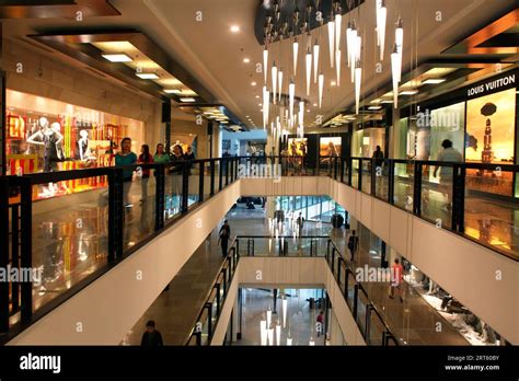 Greenbelt 5 Shopping Mall In Makati Manila Stock Photo Alamy