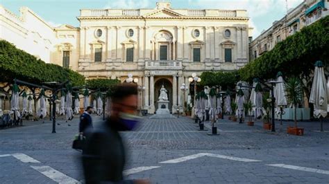 Malta koronavirüs vakalarındaki artış sebebiyle kapanmaya gidiyor