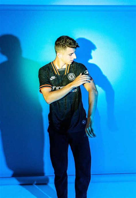 Mason tony mount, professionally known as mason mount is an english professional football player. Mason Mount Talks Chelsea Return & Playing For His Idol Frank Lampard - SoccerBible