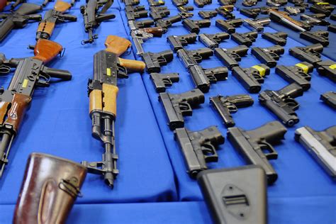 massive gun smuggling ring busted in brooklyn prosecutors say bed stuy new york dnainfo