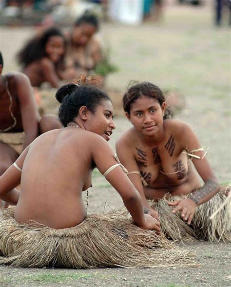 Nude Tribe Papua New Guinea