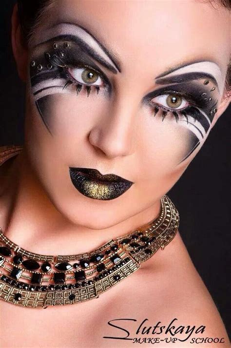 Belleza Fantasy Makeup Creative Eye Makeup Circus Makeup