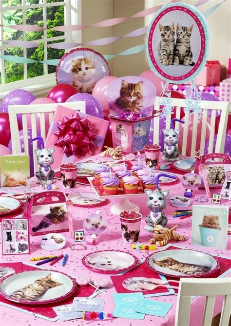 C C Lady Became A Humams Mom Her Daughter Became A Crazy Cats Kid And This Is Her B Day Pty