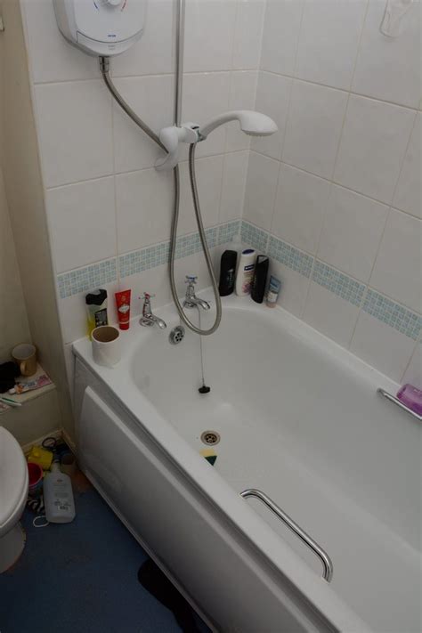 Becky Watts Murder Trial Jurors Shown Bathtub Where Teenager Was