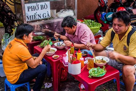 Street Food In Vietnam 15 Must Try Dishes In 2023