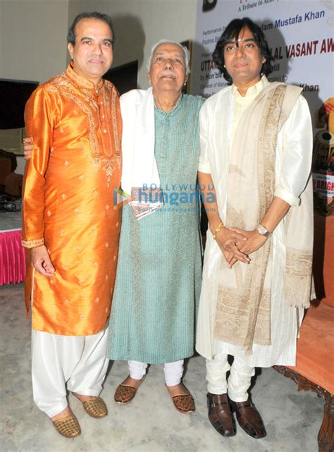 Padmashree ustad gulam mastafa khan | shri ghulam mustafa khan. Ustad Ghulam Mustafa Khan honored at the 14th Vasantotsav ...