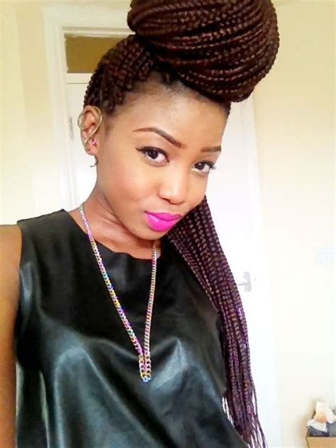 She Rocks With This Boxbraids Naturalhairstyle Loved By Nenonatural