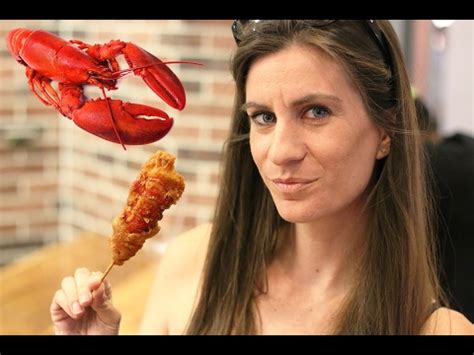 Enjoy panoramic views and get comfortable in romantic spots overlooking bright lights and dazzling fountains. Eating Food On The Las Vegas Strip At Lobster Me - YouTube