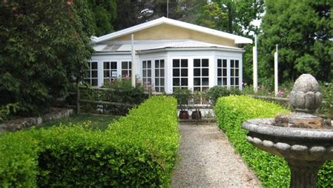 Creating A Quaint Cottage Garden
