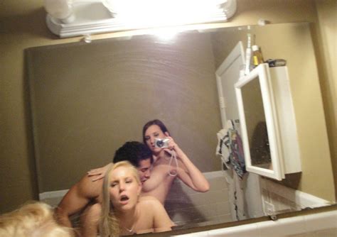 Three Some Bathroom Selfie Porn Photo