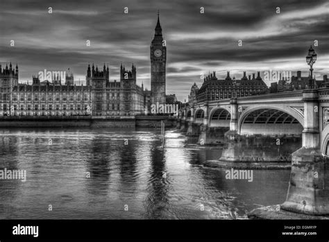 The Houses Of Parliament And Westminster Bridge London England Stock