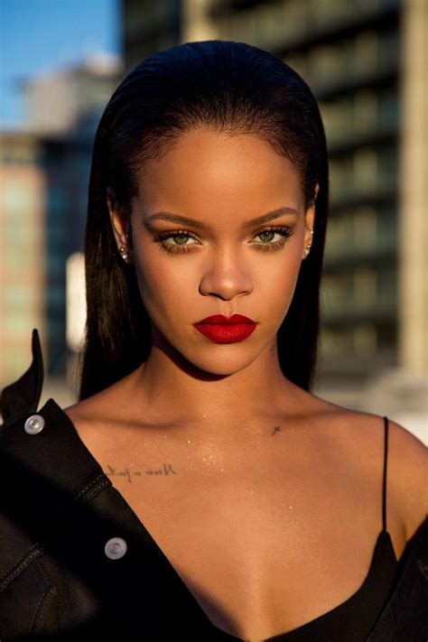 A true pop icon, robyn rihanna fenty is a singer, actress, and businesswoman from saint michael, barbados. Did Rihanna Just Destroy Snapchat? - The AAMBC Journal | - Medium