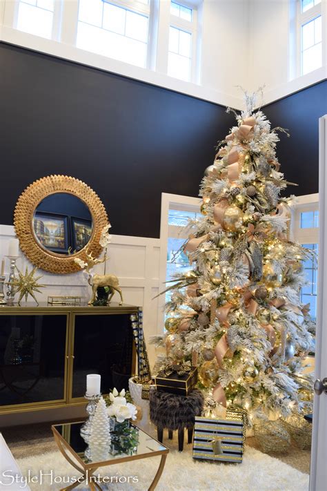 How To Decorate A Christmas Tree Like A Professional The Cake Boutique